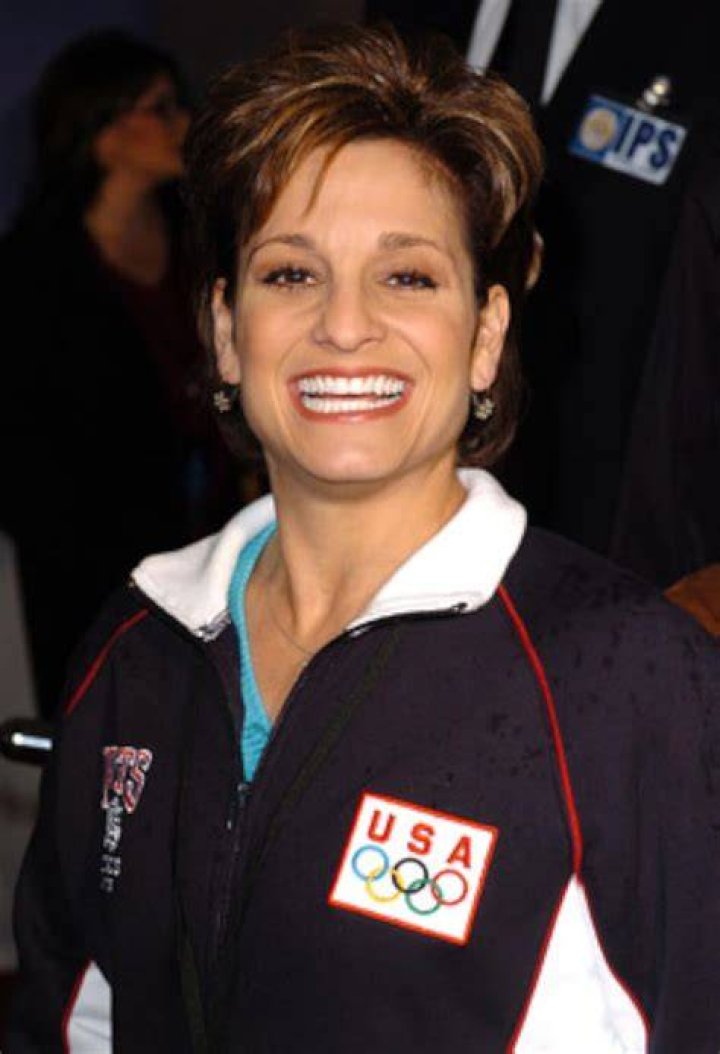 Mary Lou Retton Height, Weight, Age, Spouse, Family, Facts, Biography