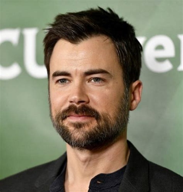 Matt Long Age, Family, Girlfriend, Net Worth, & More