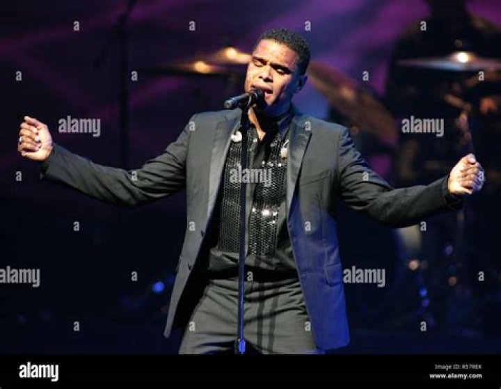 Maxwell singer hires stock photography and images Alamy
