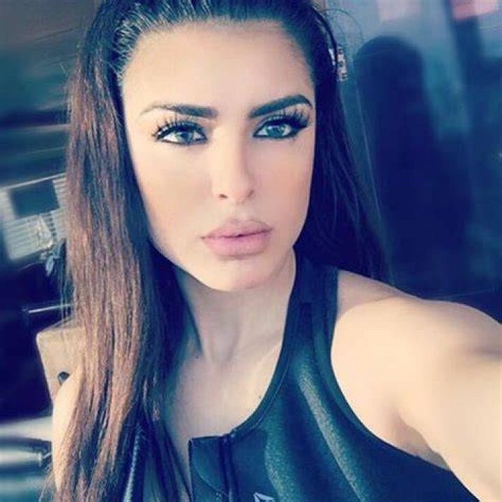 Maya Abou Rouphael 🔥🔥🔥 r/musclegirlsflexing