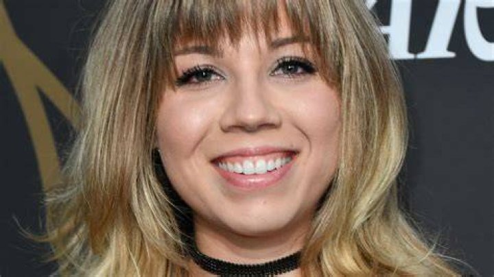 McCurdy Worth, Gossip, Salary, Age, Height, Bio,