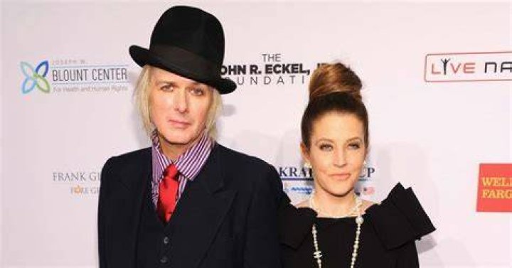 Michael Lockwood Gets Full Custody of Lisa Marie Presley's Twins Finley