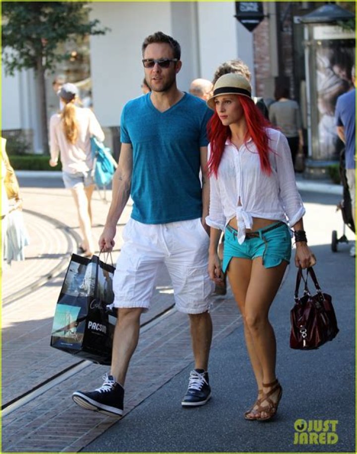 Michael Rosenbaum Shopping with Mystery Gal! Photo 2709391 Michael