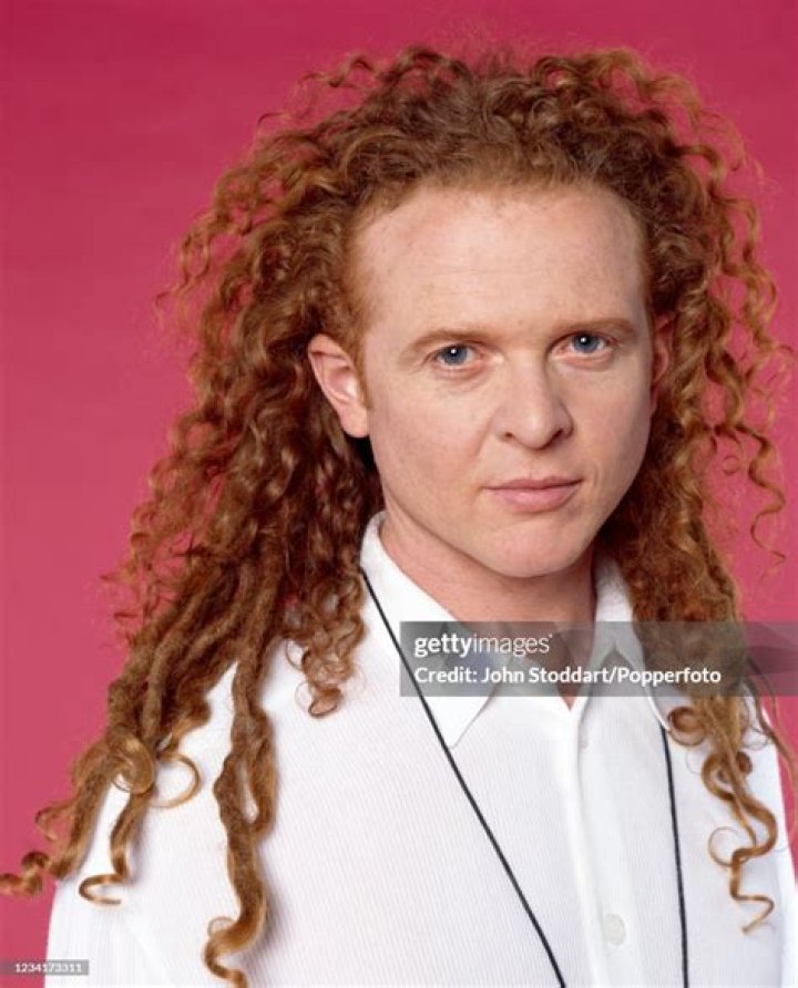 Mick Hucknall's Net Worth (Updated 2024) Wealthy Gorilla