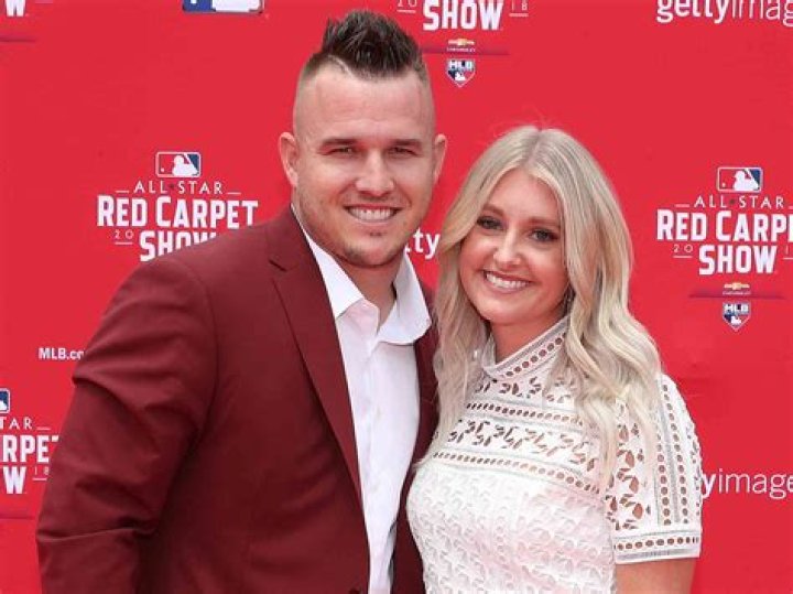 Mike Trout [2023 Update]: Net Worth, Stats & Wife