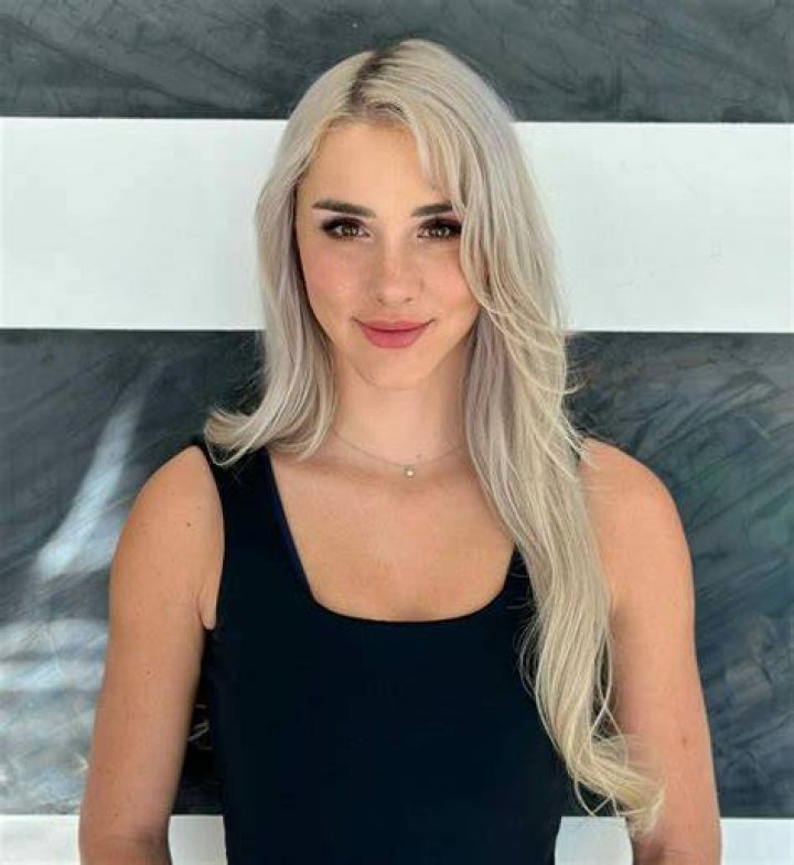 Mikhaila Peterson Bio, Age, Net Worth, Education, Career, Relationship