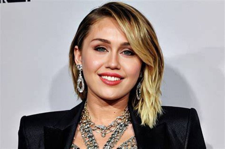 Miley Cyrus Net Worth How Much is Miley Cyrus Worth in 2020
