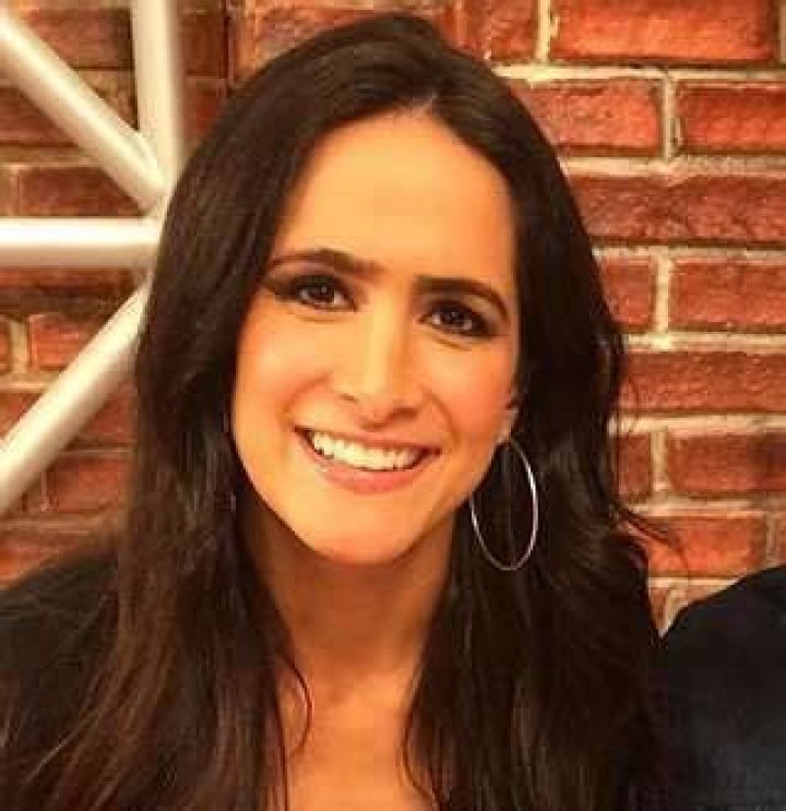 MLB's Lauren Shehadi Dons Shiny Rock On Ring Finger In 2018, Engaged, Married, Or Single?