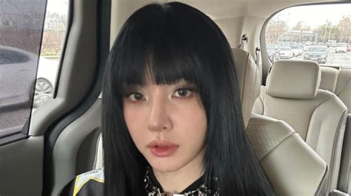 monika shin in 2022 Street dance, Alpha girl, Cool poses