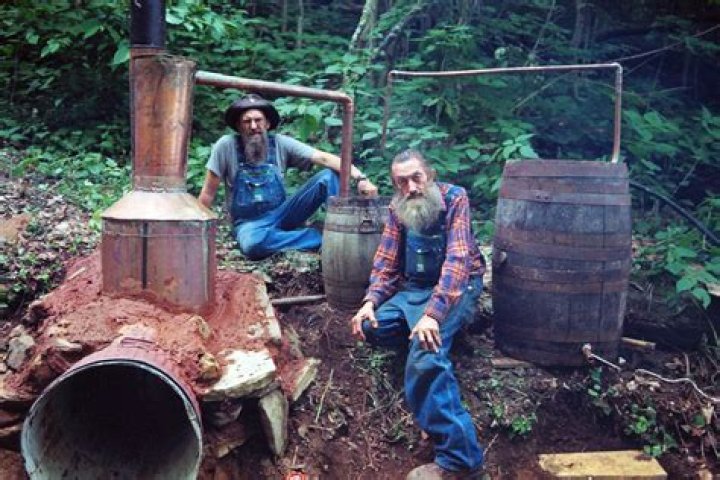 Moonshiners exclusive Breaking the shiners' code means Mike has a