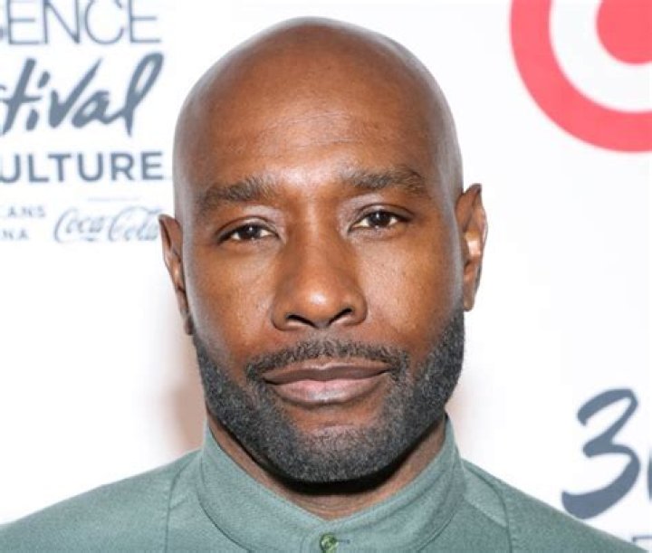 Morris Chestnut Feet (8 pics) men.feet.wiki