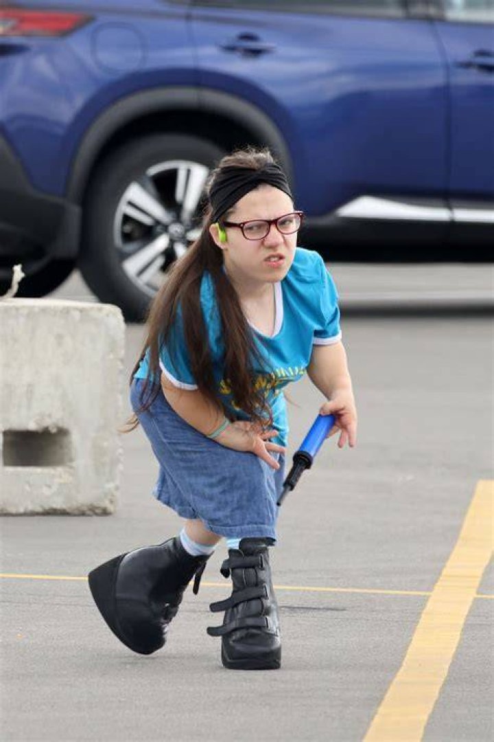 Natalia Grace seen selling fireworks with her new family after being
