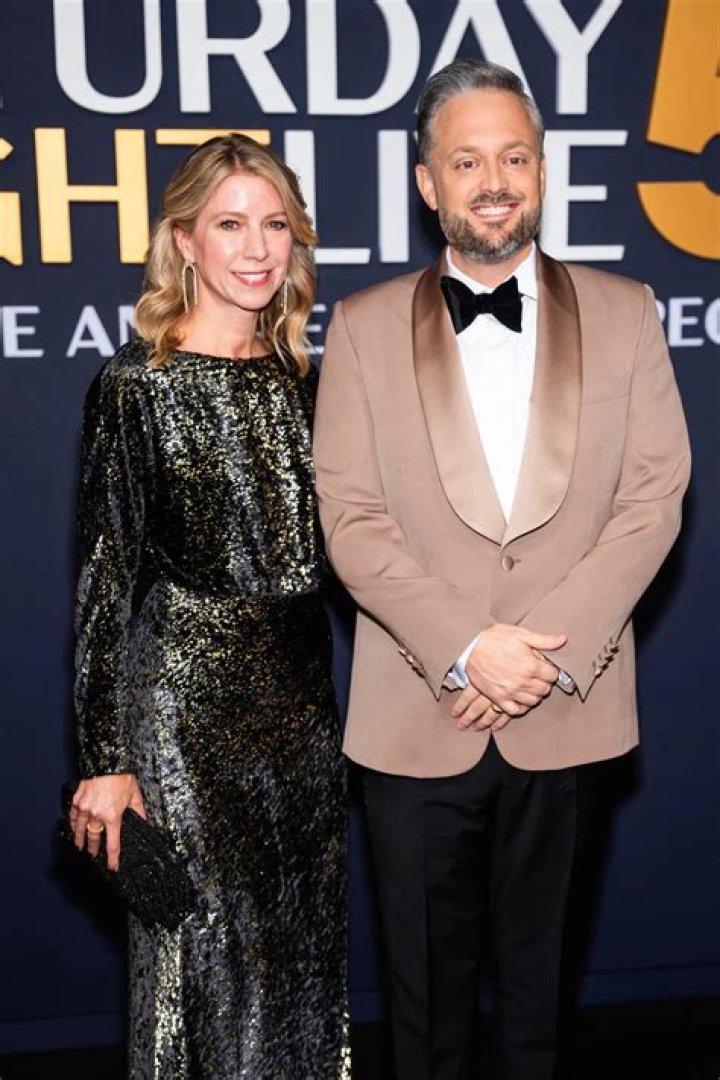 Nate Bargatze Wife Laura BainesBargatze Married Life