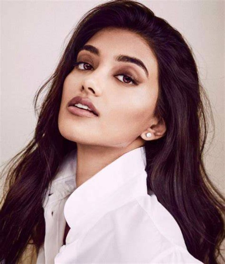 Neelam Gill Bio, Age, Height, Wiki, 😍 Models Biography