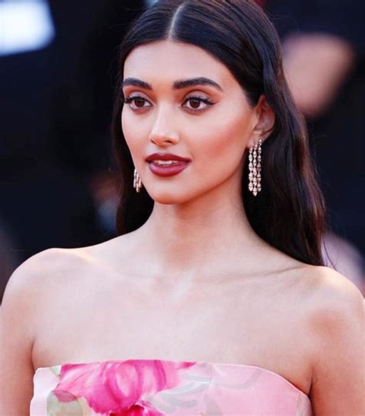 Neelam Gill Model Wiki Height Age Boyfriend Instagram Net Worth
