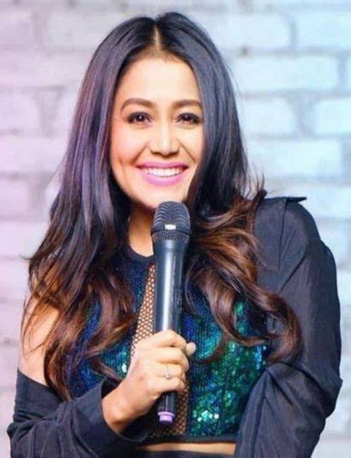 Neha Kakkar (Singer) Wiki, Height, Weight, Age, Boyfriend, Biography