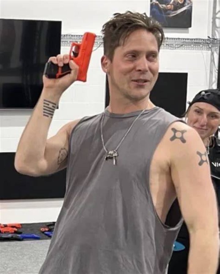 Neil Newbon Height, Weight, Net Worth, Age, Birthday, Wikipedia, Who