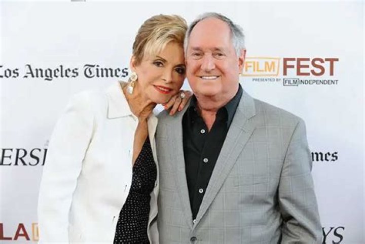 Neil Sedaka Net Worth August 2023, Salary, Age, Siblings, Bio, Family