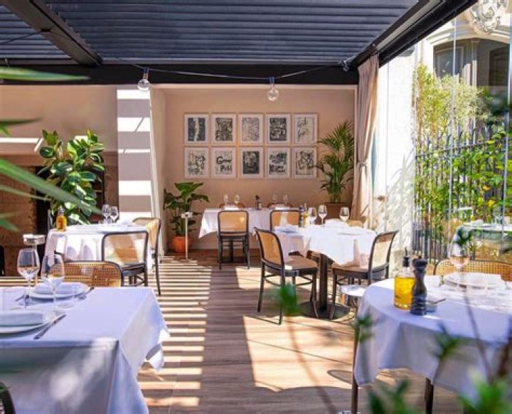 Nice. &laquo; Nespo &raquo; succ&egrave;de &agrave; &laquo; Villa Corleone &raquo; Table libre