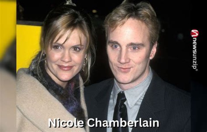 Nicole Chamberlain Jay Mohr Ex Age ·
