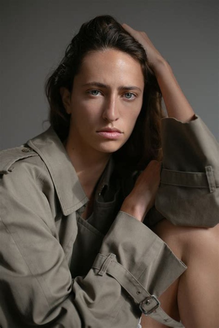 NICOLE R model represented by Metropolitan models