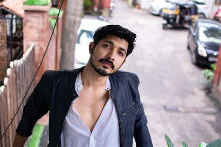 Nishank Verma Movies, Age, Photos, Family, Wife, Height, Birthday