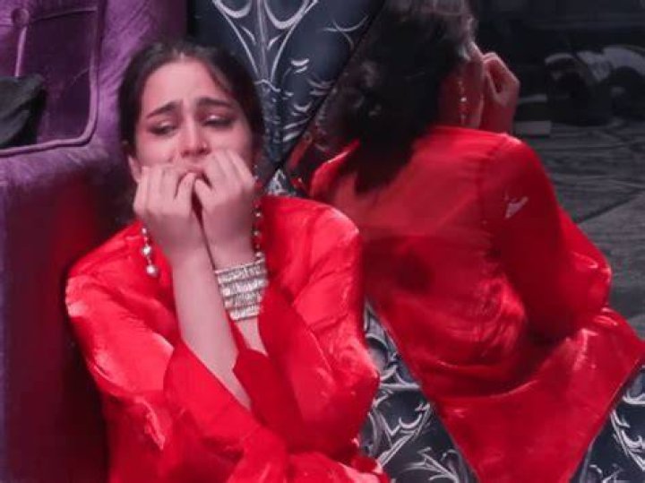 NOT Evicted! Ayesha Khan Rushed To Hospital After Fainting In Bigg Boss 17