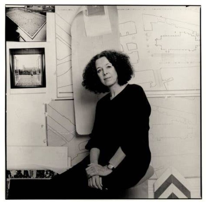 NPG x77013; Tess Jaray Portrait National Portrait Gallery