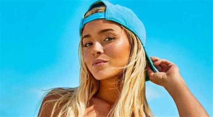 Olivia Dunne Wears Skimpy Bikini, Puts Flexibility On Display OutKick