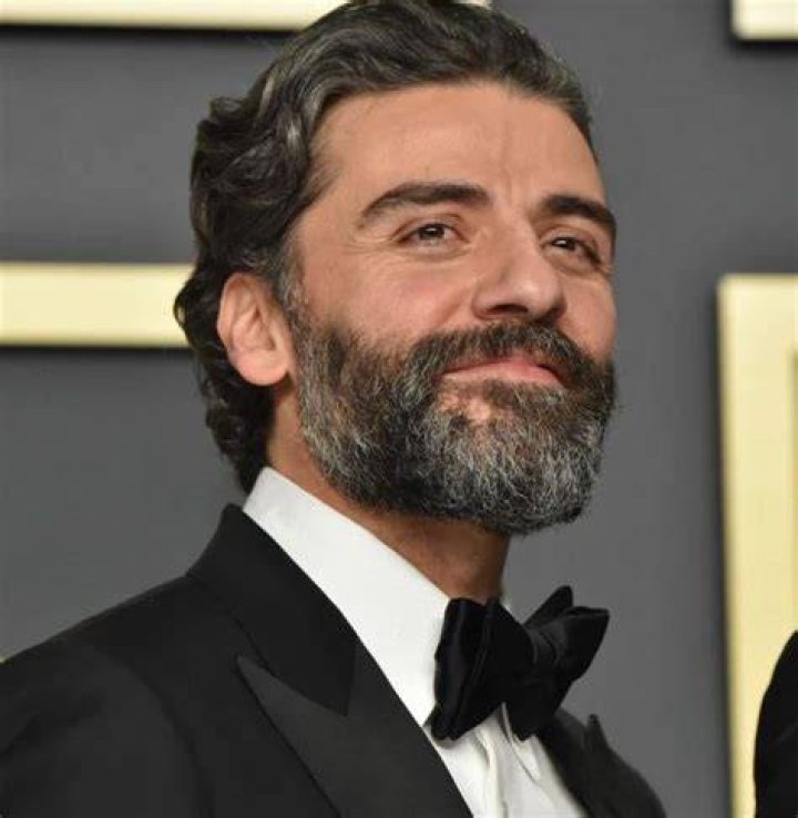 Oscar Isaac Age, Net worth BioWiki, Wife, Weight, Kids 2022 The