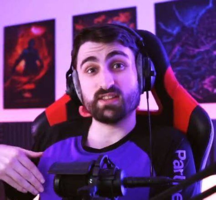 Otzdarva [Youtuber] Wiki, Biography, Net worth, Age, Height, Girlfriend