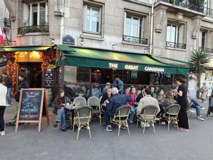 P&acirc;tisserie Paris The Great Canadian Pub