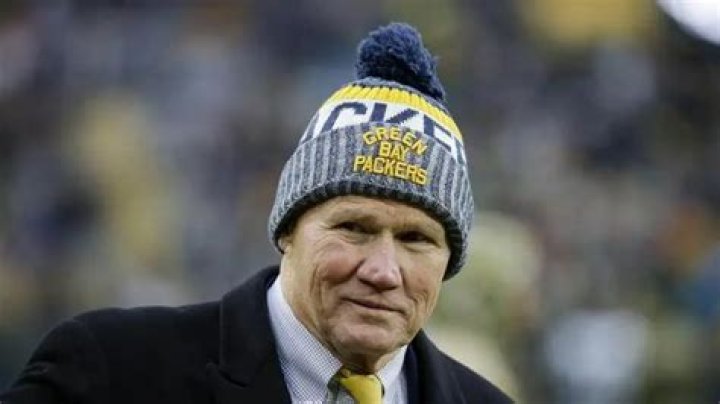 Packers expect no more than 10,00012,000 fans at home games; Murphy