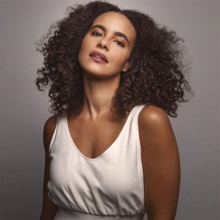 Parisa Fitz-Henley Bio, Age, Net Worth, Husband, Marriage, Height