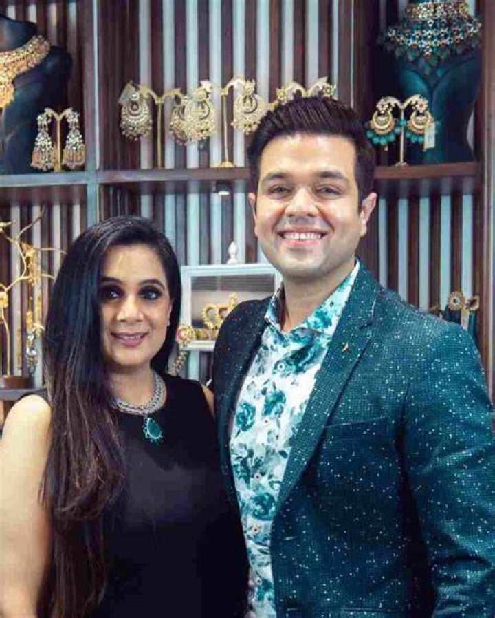 Parul Garg Husband, Daughter, Age, Net Worth, Nationality, Height