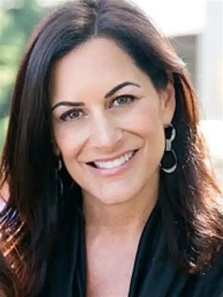 Paula Hurd Biography, Age, Height, Husband, Net Worth
