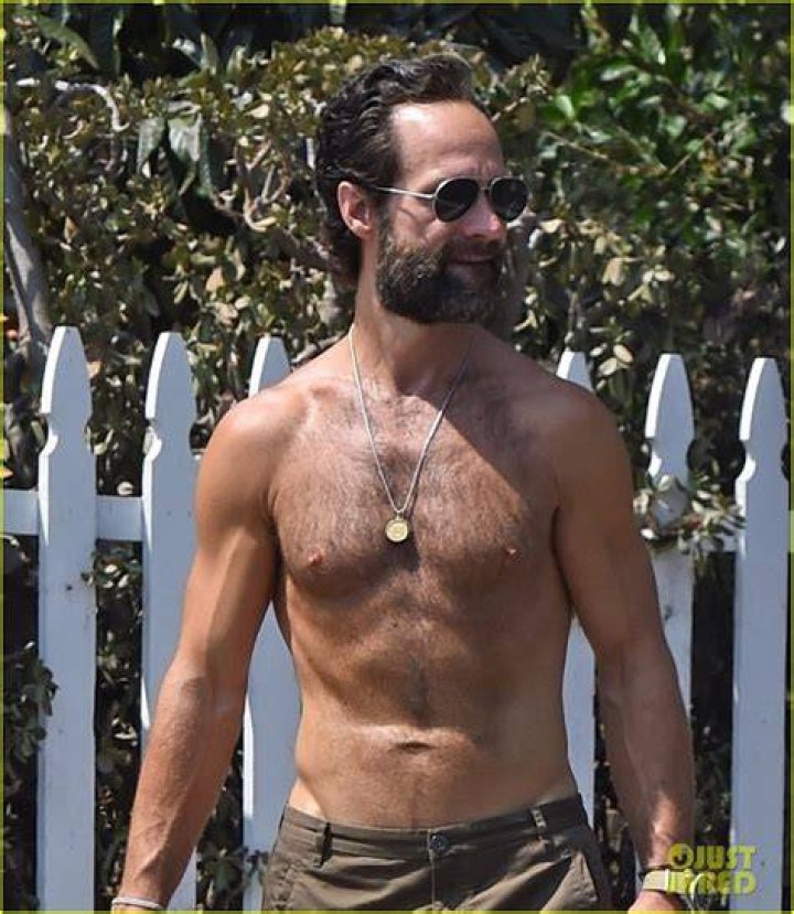 Photo chris diamantopoulos shirtless sexy 20 Photo 1549541 Just