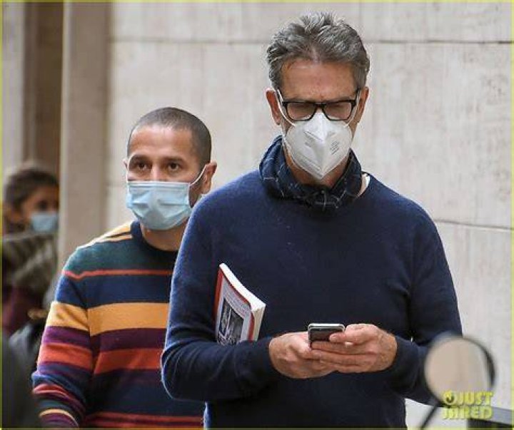 Photo rupert everett steps out with longtime boyfriend henrique 15