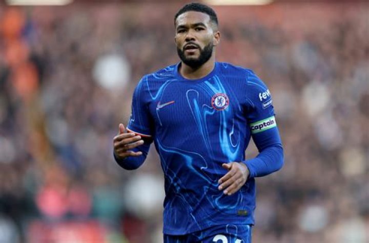 (Photos) Chelsea star Reece James show off his mom in celebratory post