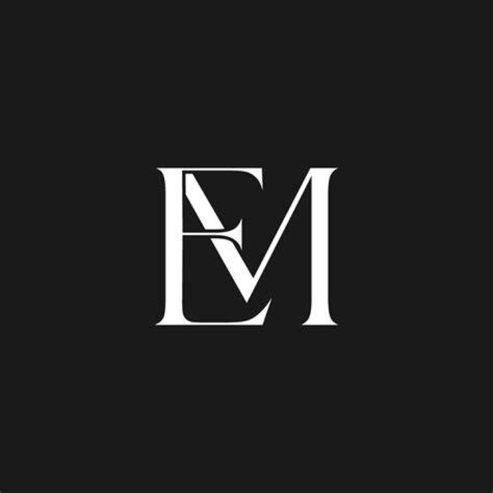 Pin em Logo Design