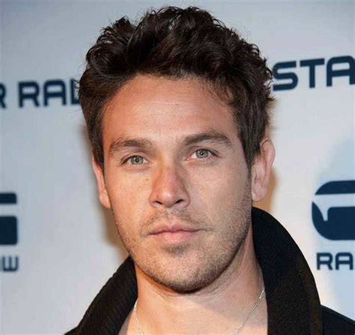 Poze Kevin Alejandro Actor Poza 2 din 40 CineMagia.ro