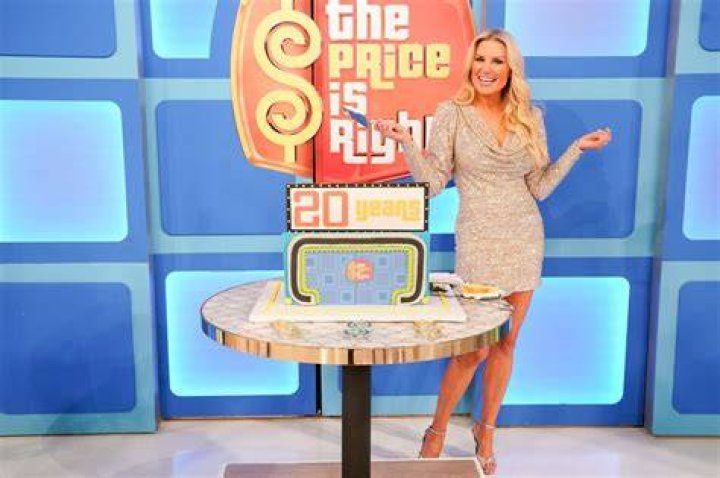 Price Is Right model Rachel joined show 20 years ago while Alexis is a newbie ·