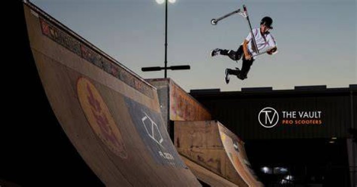 Pro Vault Scooters Vision Vault Pro Street Scooter Scooters