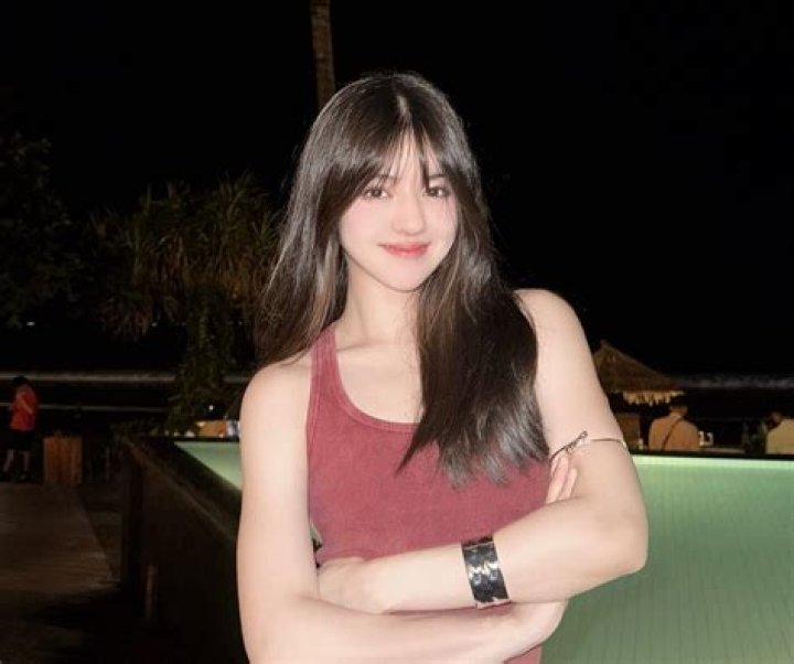 Profil dan Biodata Vonny Felicia (Onic Vonzy), Agama, Pasangan, dan