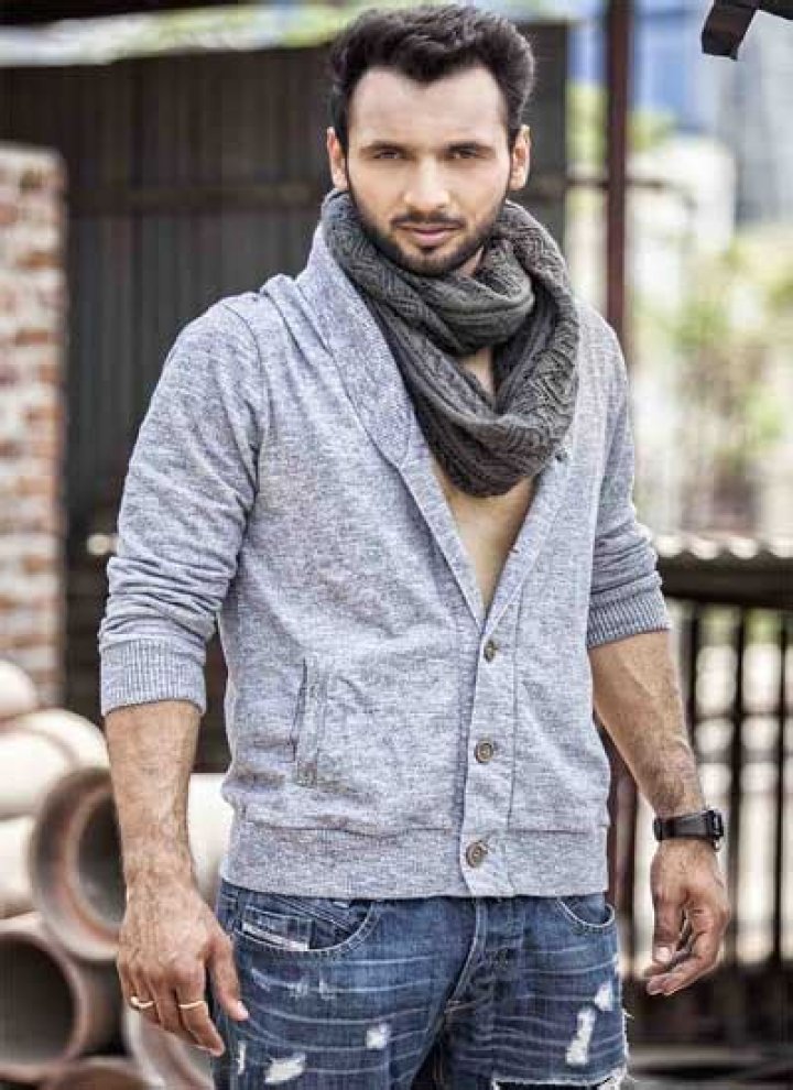 Punit Pathak Biography, Height, Weight, Age, Movies, Wife, Family