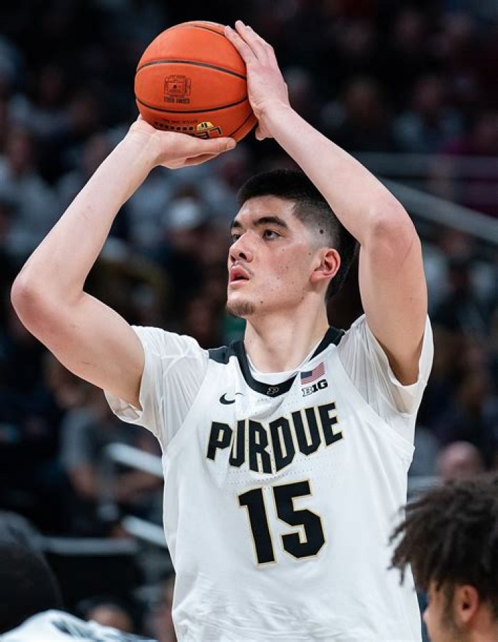 Purdue&rsquo;s Zach Edey is making the most of his turn &lsquo;He&rsquo;s a moose&rsquo; The
