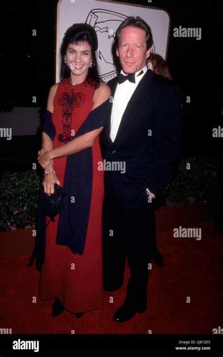 Rachel Ticotin & Peter Strauss married since 1998 Rachel ticotin