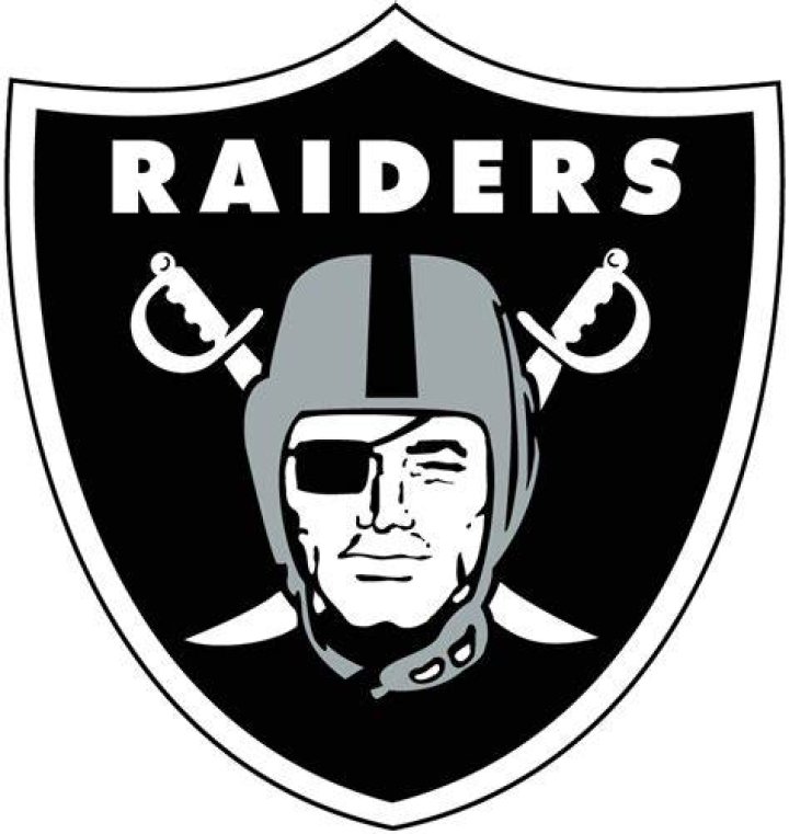 Raiders' Josh Jacobs caps monster day with epic overtime touchdown run