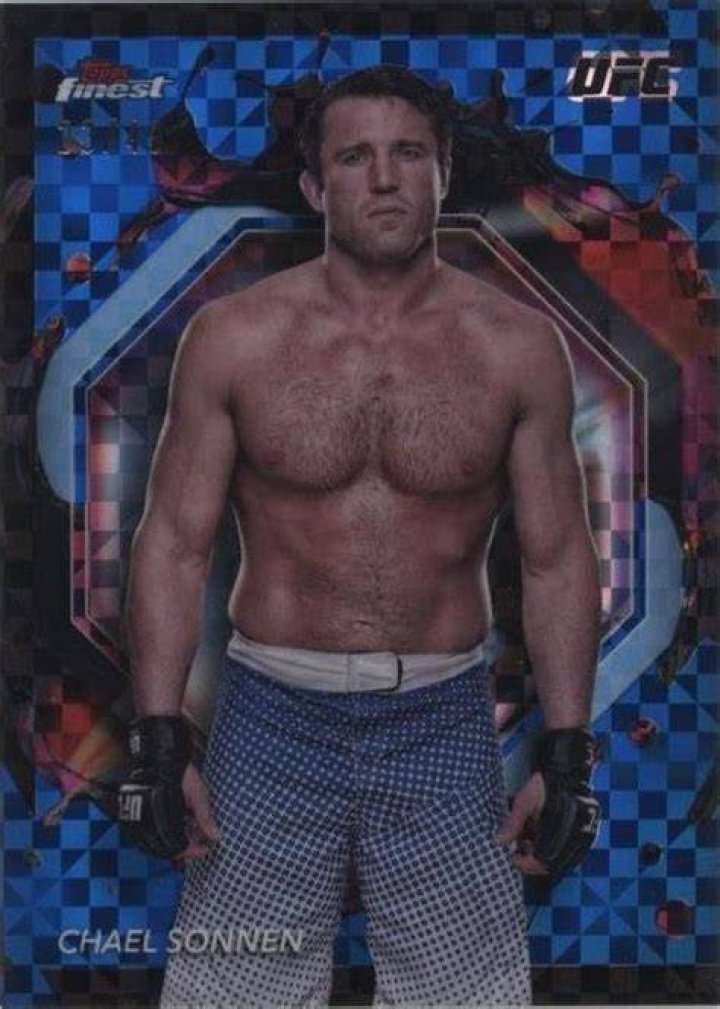 Rare Pics Of Chael Sonnen With His Wife & Children Law Of The Fist