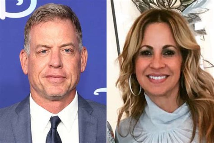 Rhonda Worthey Divorced Troy Aikman Story)